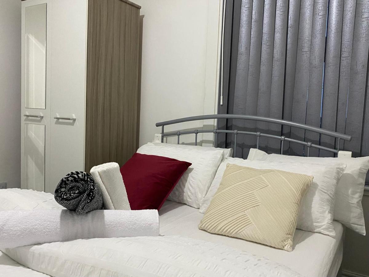 Nice Living Serviced Accommodations 3 Ковънтри Екстериор снимка